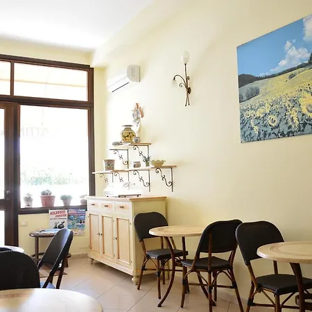 Bed & Breakfast Attinia *