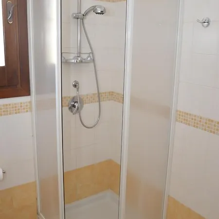 Attinia Bed and Breakfast