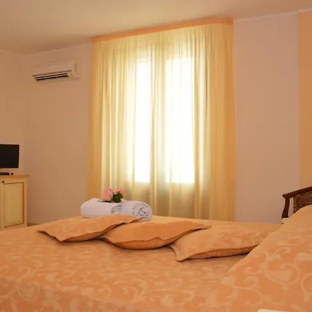 Bed & Breakfast Attinia *