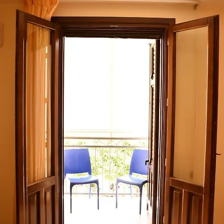 Attinia 4*