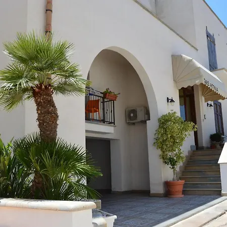 Attinia * San Vito Lo Capo