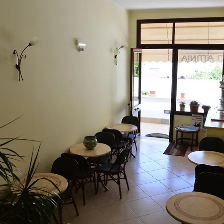 Bed & Breakfast Attinia 4*