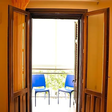 Attinia Bed & Breakfast